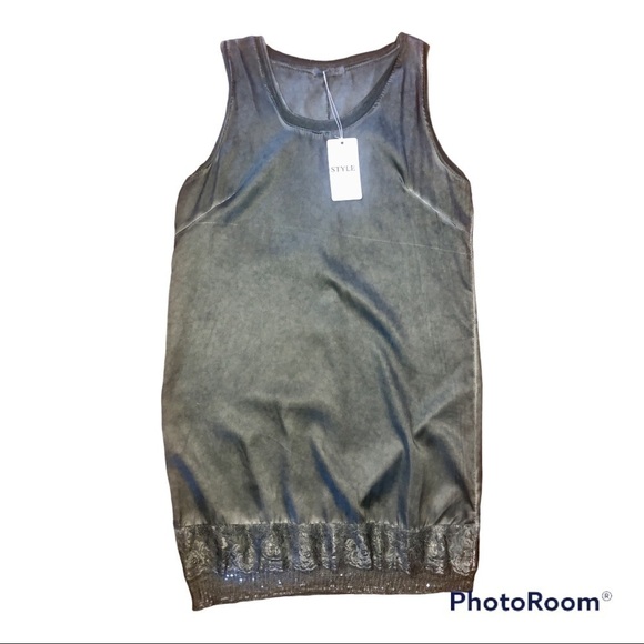 𝅺Made Italy Sleeveless Sequin Hem Dress- NWT - Picture 4 of 13